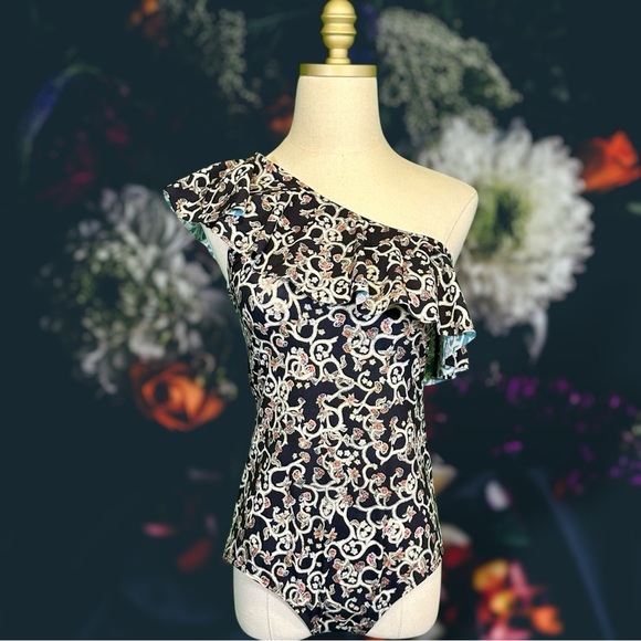 NWT Isabel Marant Etoile ‘Sicilya’ Ruffled Printed One Shoulder Swimsuit Size 40 - Picture 3 of 16